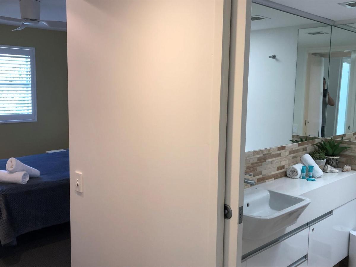 Camargue Beachfront Apartments Maroochydore Buitenkant foto