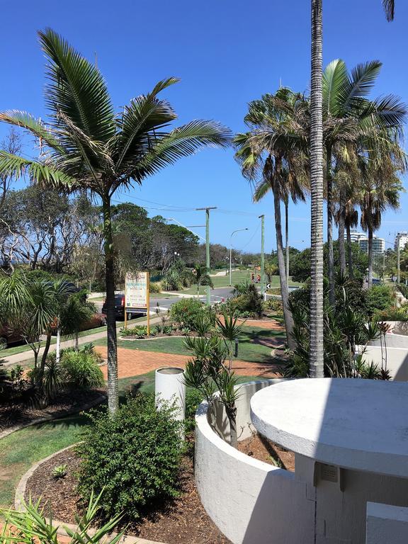 Camargue Beachfront Apartments Maroochydore Buitenkant foto