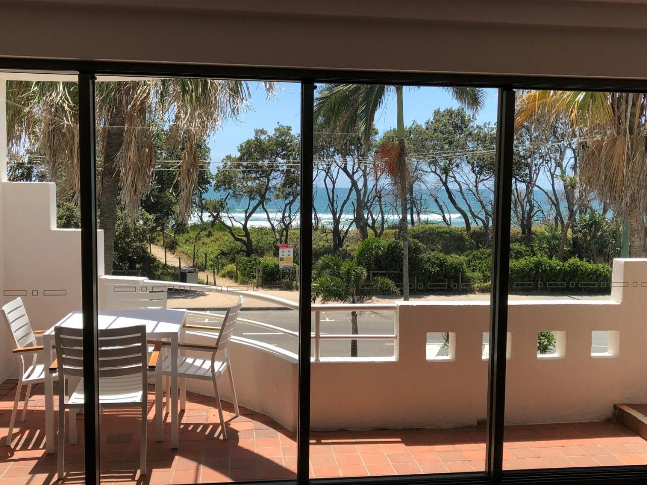 Camargue Beachfront Apartments Maroochydore Buitenkant foto